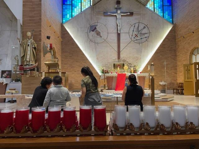 Missionola's tweet photo. Thanks to all who joined us for our Night of Mercy Immaculate Conception-Five Holy Martyrs!!! 100s of people came to pray and go to confession. 

Look forward to seeing everyone @StAlphonsusChgo on Friday, July 15 6 pm - 8:30 pm for Adoration, confession, music, and fellowship! https://t.co/HWcZcvAqbD