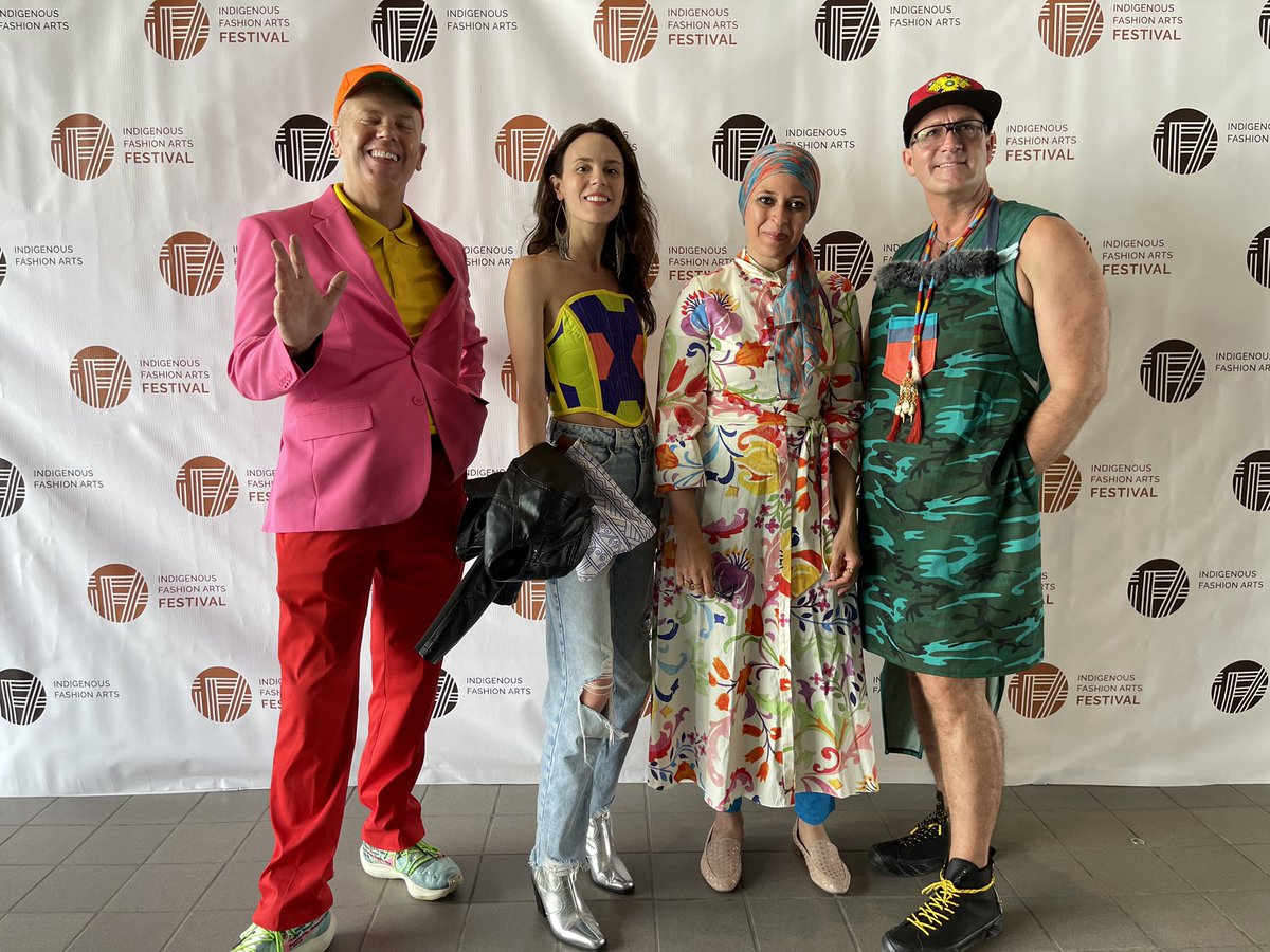 R. Stuart Keeler (@stutzart) on Twitter photo #indigenous Fashion Week in #Toronto. Fantastic creativity abounds and I am Honoured to be a guest! <a href="/Jason_Baerg/">Jason Baerg</a> #indigenous Fashion Week in #Toronto. Fantastic creativity abounds and I am Honoured to be a guest! <a href="/Jason_Baerg/">Jason Baerg</a>