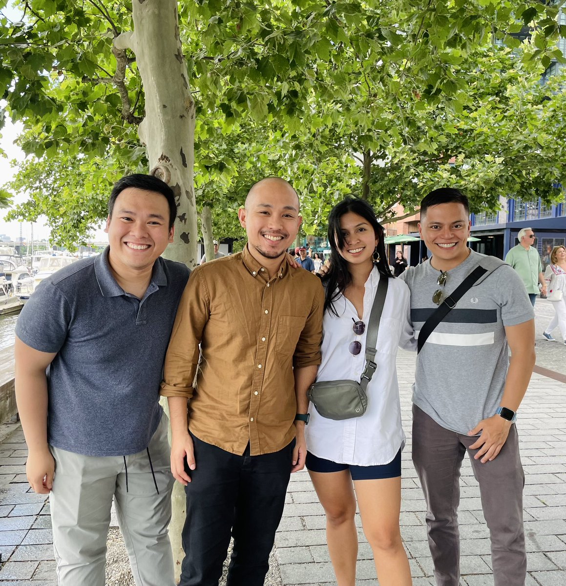 Wrapping up the Baltimore/DC leg of this trip with these amazing Pinoys in Hopkins! 

<a href="/marenseesaw/">Marianne Z. Enciso</a> MSPH will be doing health systems financing work
<a href="/jacePHursuits/">Jace</a> DrPH is doing implementation science/TB work
@jasonhaw_ PhD did a lot of great COVID epidemiology work back home

💯