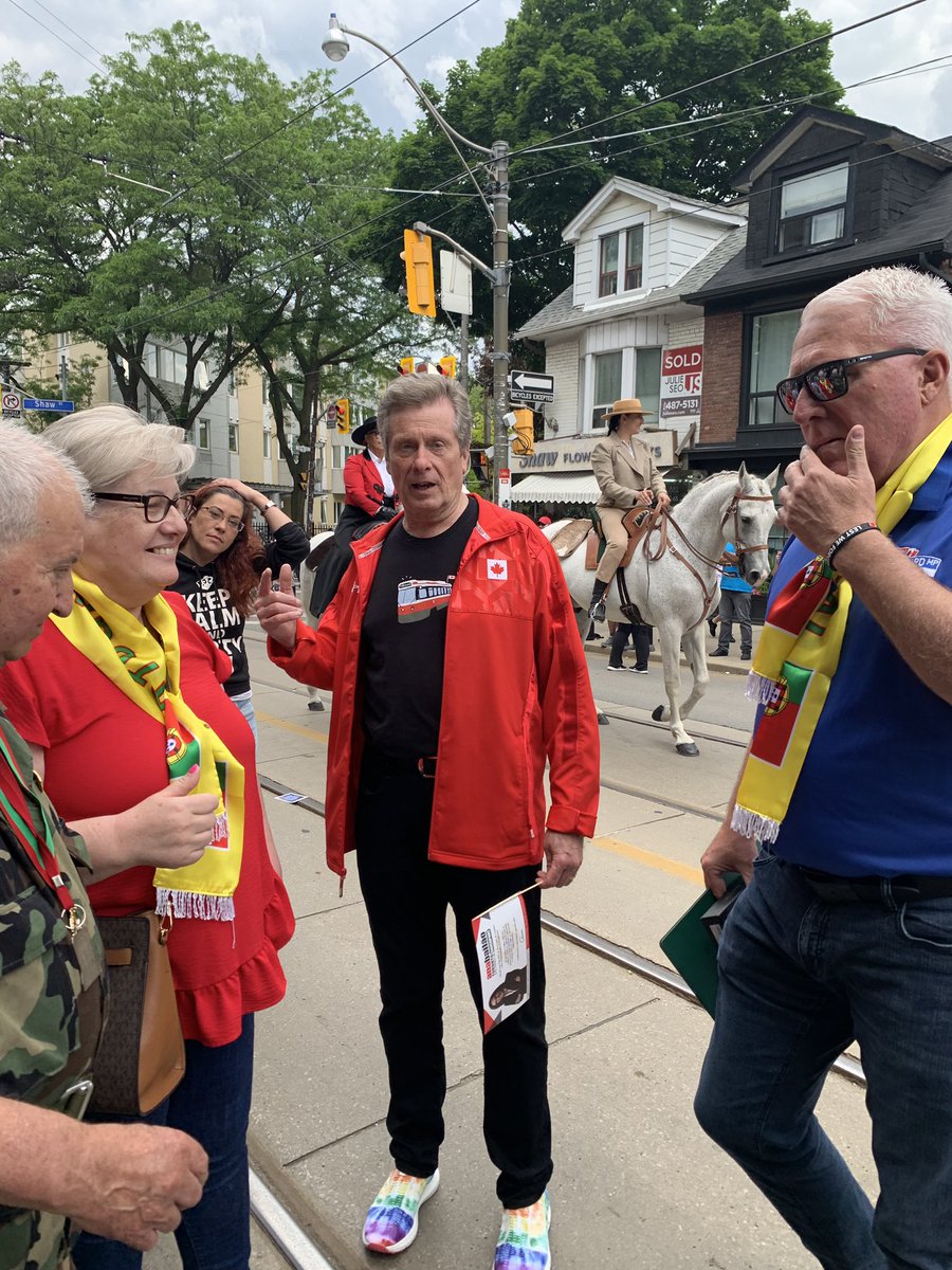 JohnBrassardCPC's tweet photo. Honoured to represent and bring greetings on behalf of our @CPC_HQ Leader @CandiceBergenMP and caucus team at the #Portugal Day Parade in #Toronto. The crowd was huge and so were the smiles. Great to see everyone and be part of this terrific event. #Barrie #Innisfil #cdnpoli https://t.co/RZ6icAHVcB