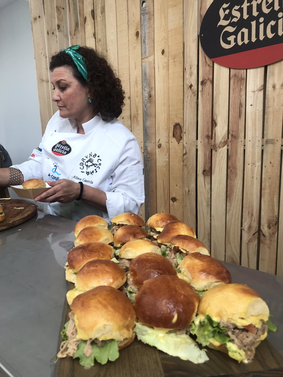 martaguima's tweet photo. Feliz de conocer a Alma.
Deliciosamente Lovely! 
#MercadoDasNubes #GrecaBar https://t.co/HOXNQp7GNT