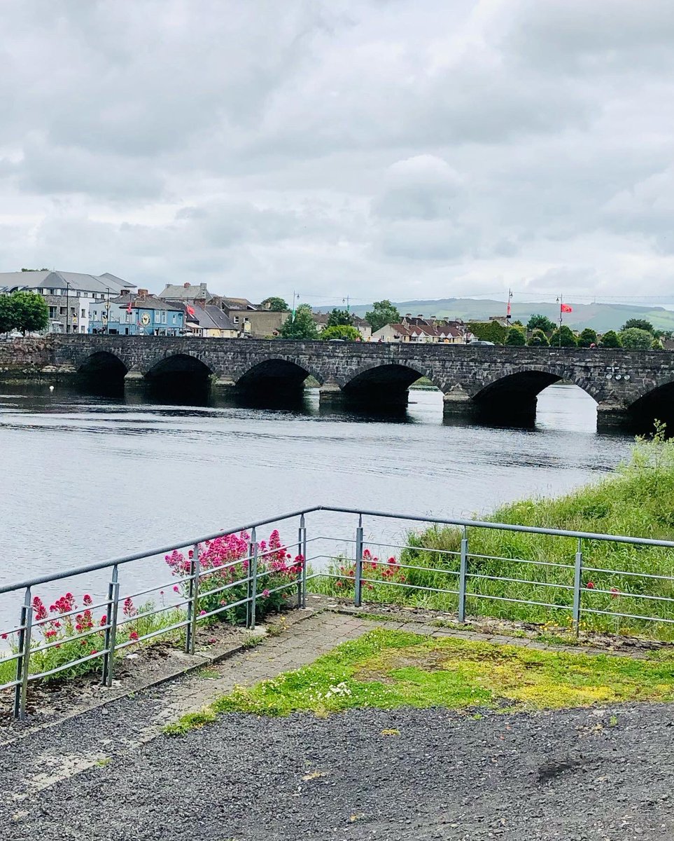 darmarken1's tweet photo. Limerick, Ireland https://t.co/k8RN30MbU4