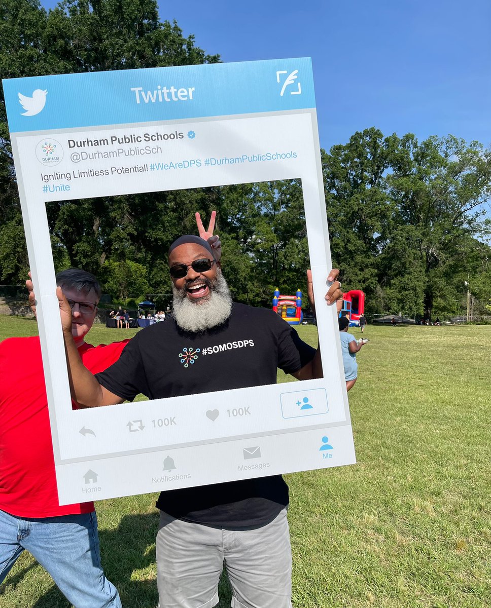 The DPS Foundation knows how to throw an event! Awesome Whole-istic Healing Festival this afternoon! …Chip Sudderth succeeded in his photo bomb 😬😮