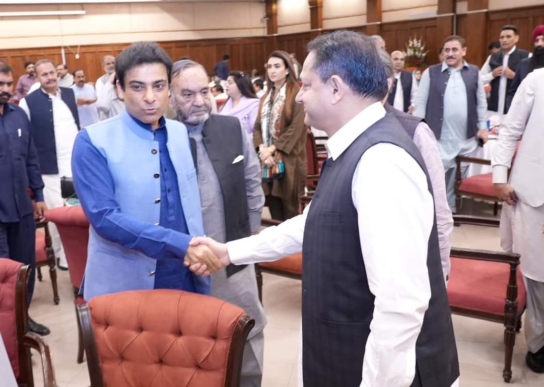 babar_mpa's tweet photo. لاہور
رانابابرحسینMPA
وزیر اعلٰی پنجاب حمزہ شہباز شریف کی زیر صدارت صوبائی پارلیمانی پارٹی کا اجلاس۔

پنجاب اسمبلی کے بجٹ اجلاس کے بارے میں حکمت عملی وضع کی گئی!
صوبائی پارلیمانی پارٹی کا وزیر اعلٰی پنجاب حمزہ شہباز شریف کی قیادت پر بھرپور اعتماد کا اظہار! https://t.co/cYRwrRLBKn