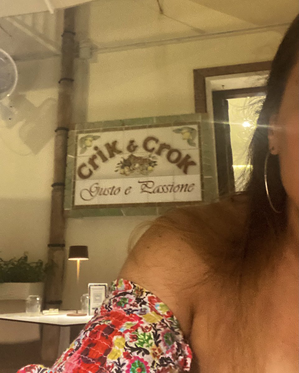 licausilvana's tweet photo. 📍Crik Crok restaurant, #SanVitoLoCapo 🍽🦐🍷
Tanta professionalità e passione…🔝🥇
#bestfood  #sicilianrestaurant #gooddinner #topchef #sicily 🇮🇪 https://t.co/Hdxz83oqAO