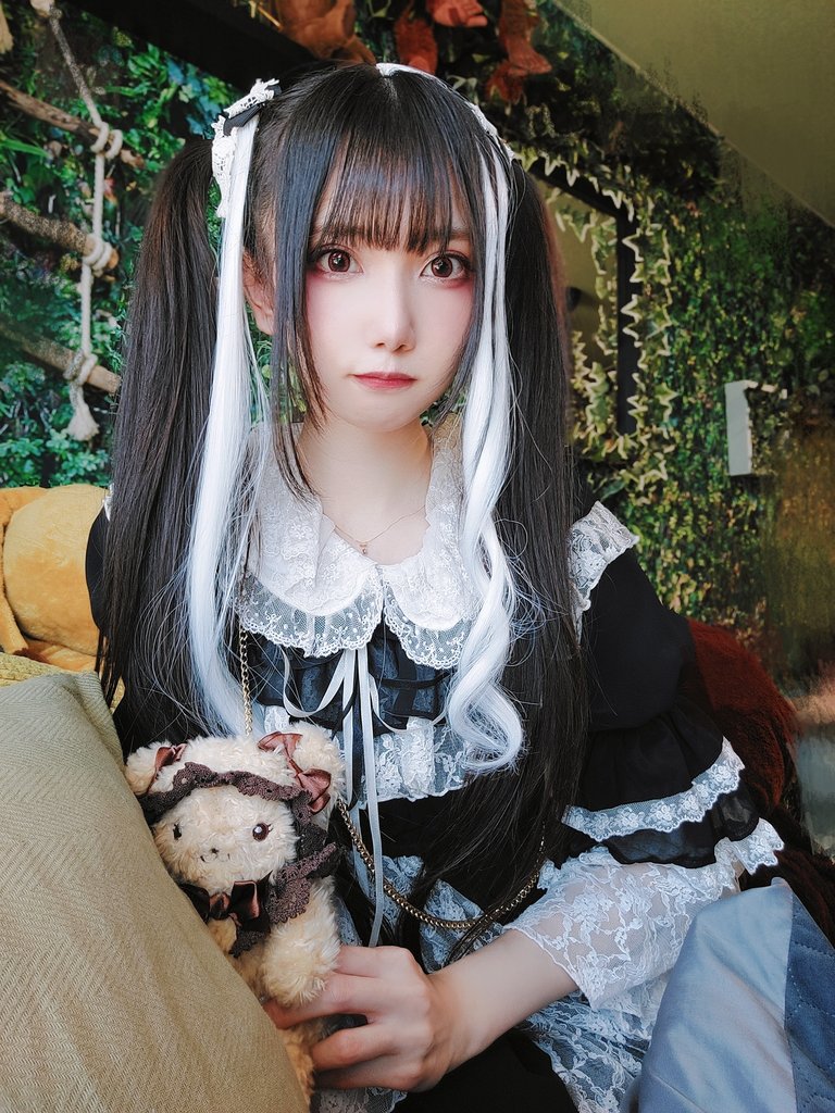 maria_automata's tweet photo. ただいまめう～🐑🖤 https://t.co/ZOBM5XoeVM