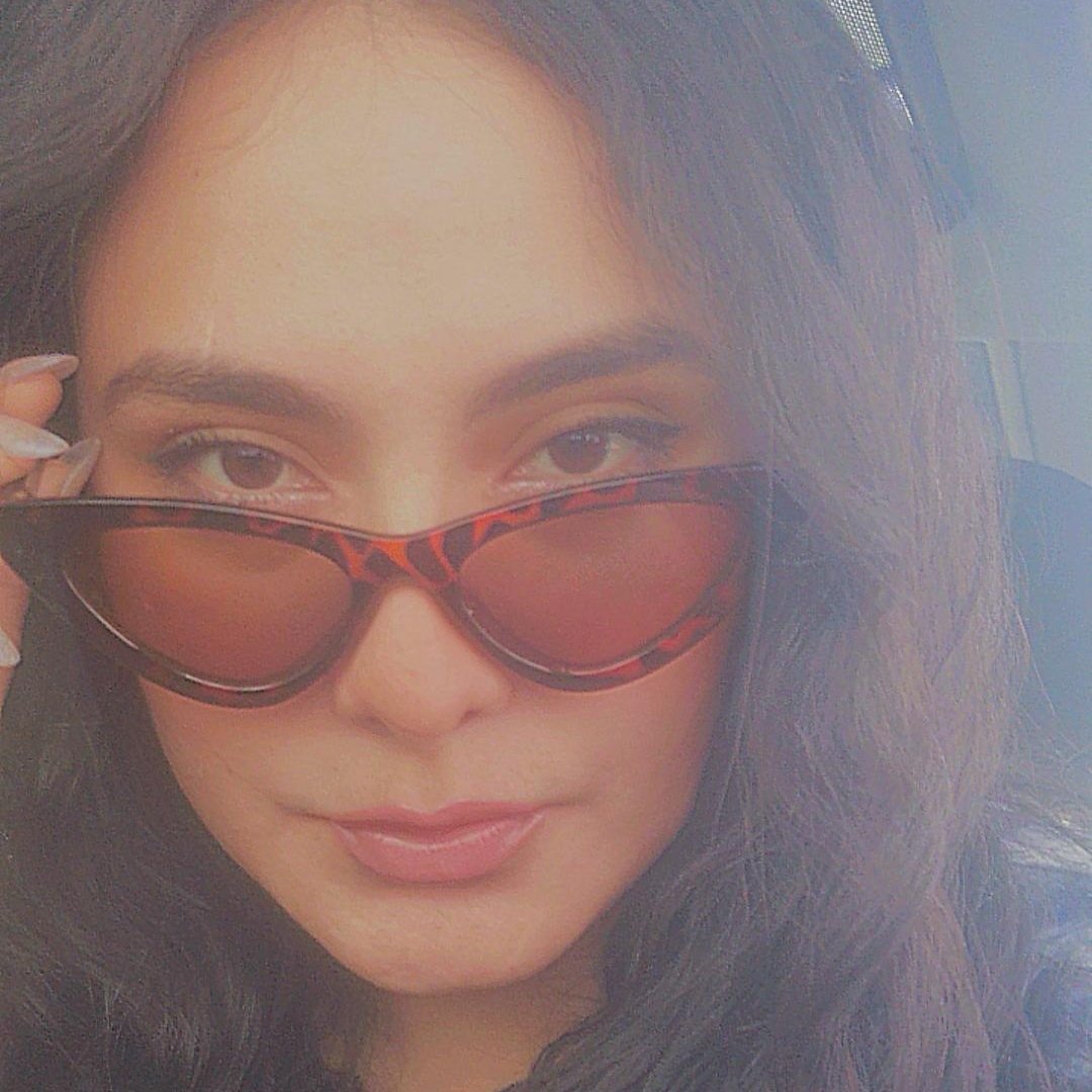 IsaFloress's tweet photo. #NuevaFotoDePerfil https://t.co/kPAT9ZA35W