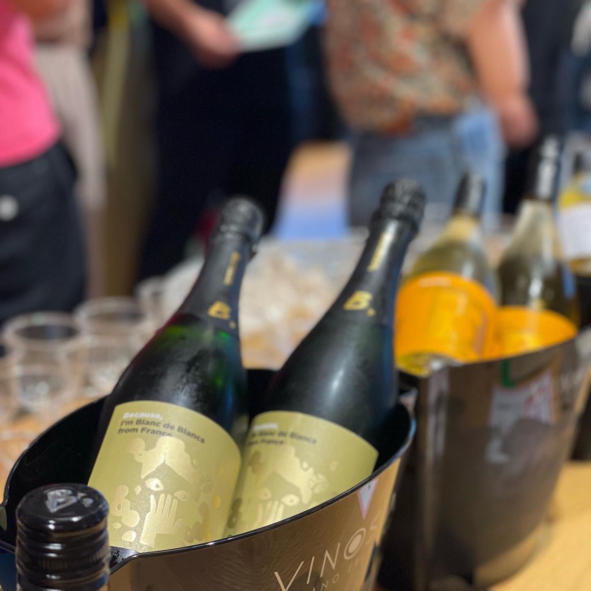 yamachinkao's tweet photo. 今年の開港祭はコロナが明けたかと思うくらい楽しかったー🤭
#ビコーズワイン
#becausewine
#firadis
#フィラディス
#知れば知るほどワインはおいしい
#ビコーズワインアンバサダー
#横浜開港祭 https://t.co/Nlaqcodh5W