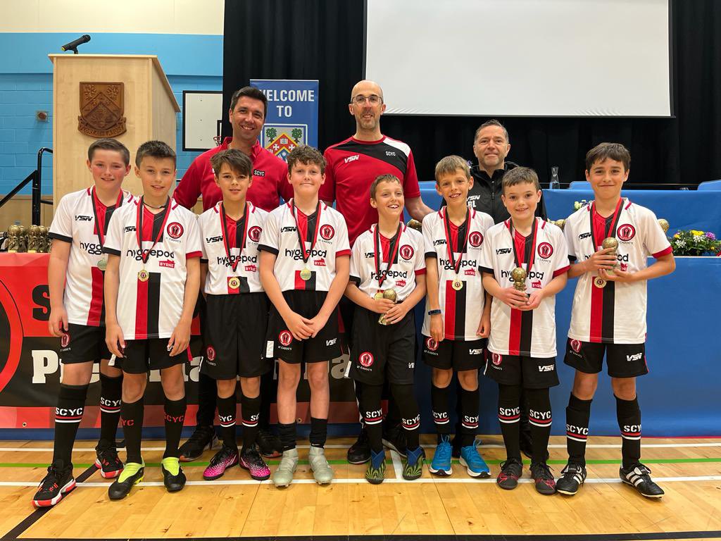 StCadocs2011s's tweet image. Prize giving for St Cadocs 2011s 👏👏