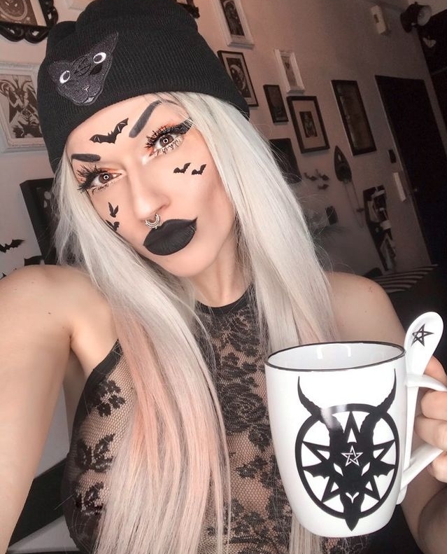 toofastclothing's tweet photo. We like our coffee as dark as our soul โ๐คโจ.. best enjoyed in our ๐ค Baphomet Pentagram Mug & Spoon Set ๐ค
๐ธ cred: @deathcandy
โ
https://t.co/i3sHtBEiPg โ
โ
#toofastclothing
#halloweenhousewares #gothhome #homegoods #kitchenware #gothkitchen https://t.co/bQErkEeIlT