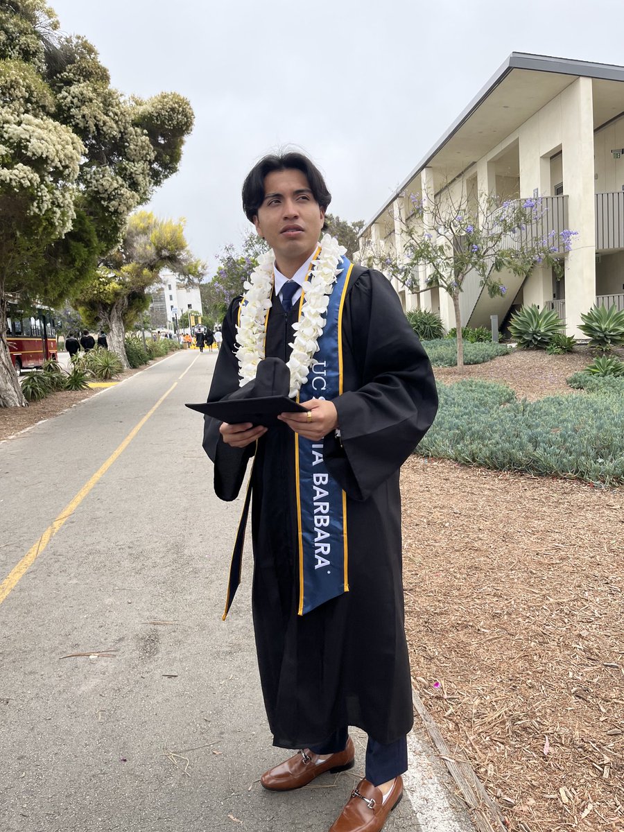 Selto1's tweet photo. Congratulations Ricardo!! We love you!!! #UCSB2022 https://t.co/9Zg4MTRvJY