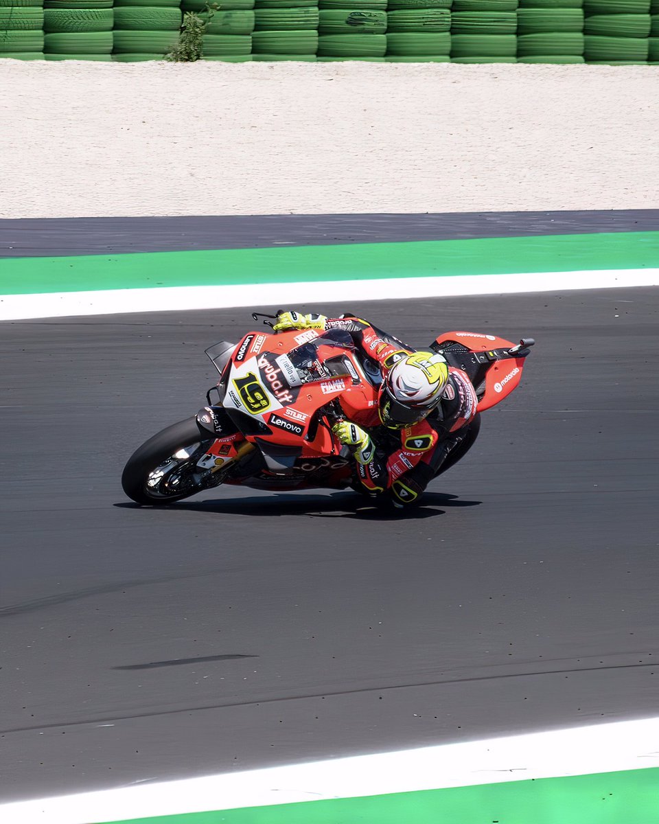 therawhunter's tweet photo. What a great weekend 👍 
Congratulations to @19Bautista !!!
@WorldSBK #SBK22 https://t.co/Etd3vh5a5W