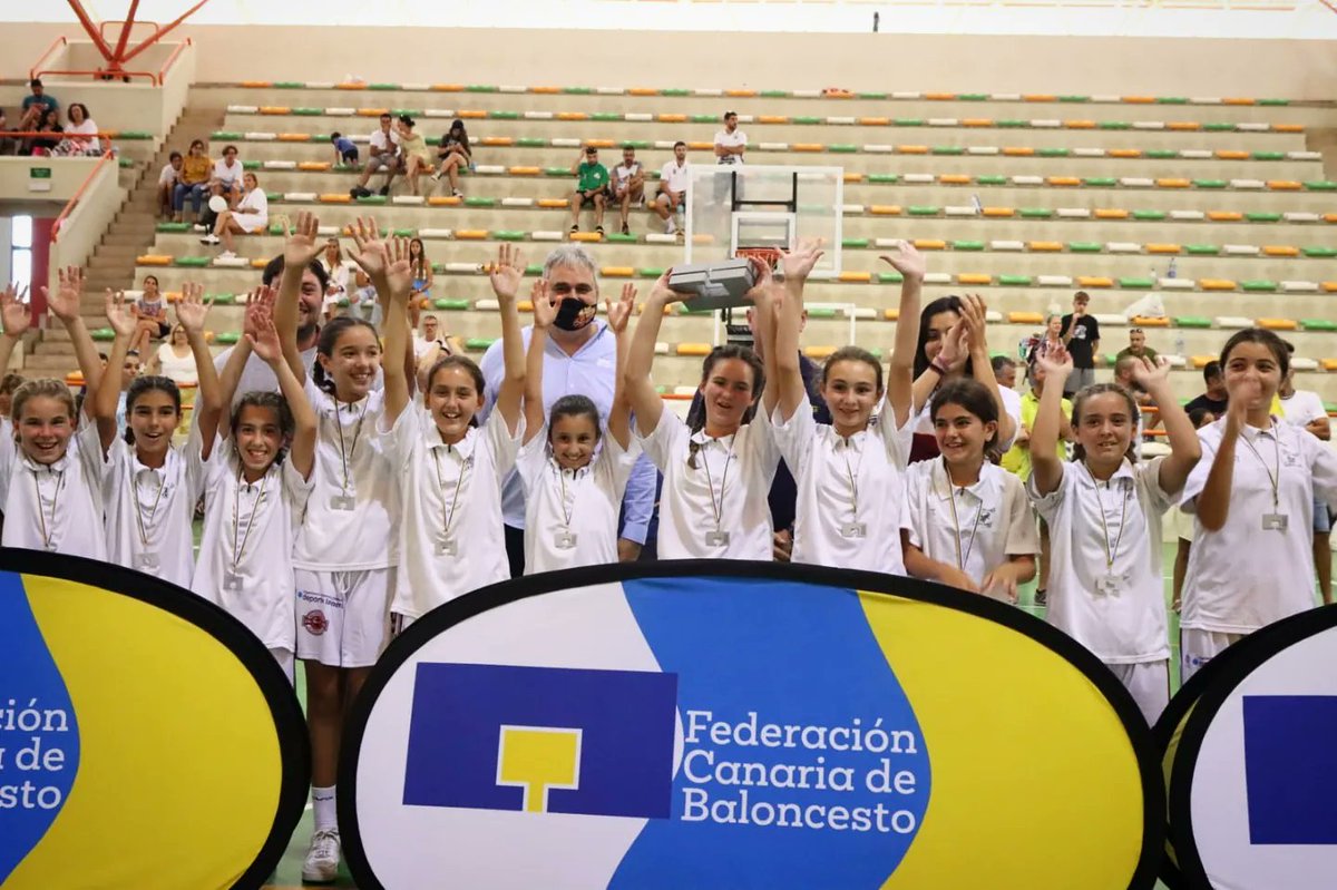 FCBaloncesto's tweet photo. ๐ #CCPreMiniFem
๐ฎ๐จ #FCB
1๏ธโฃ @cbislascanarias ๐ฅ
2๏ธโฃ @LKLaguna ๐ฅ
3๏ธโฃ @CBTegueste ๐ฅ
4๏ธโฃ @CBAriagona
๐๐ป๐๐ป๐๐ป๐๐ป๐๐ป๐๐ป๐๐ป๐๐ป๐๐ป๐๐ป https://t.co/pUuer2mqId