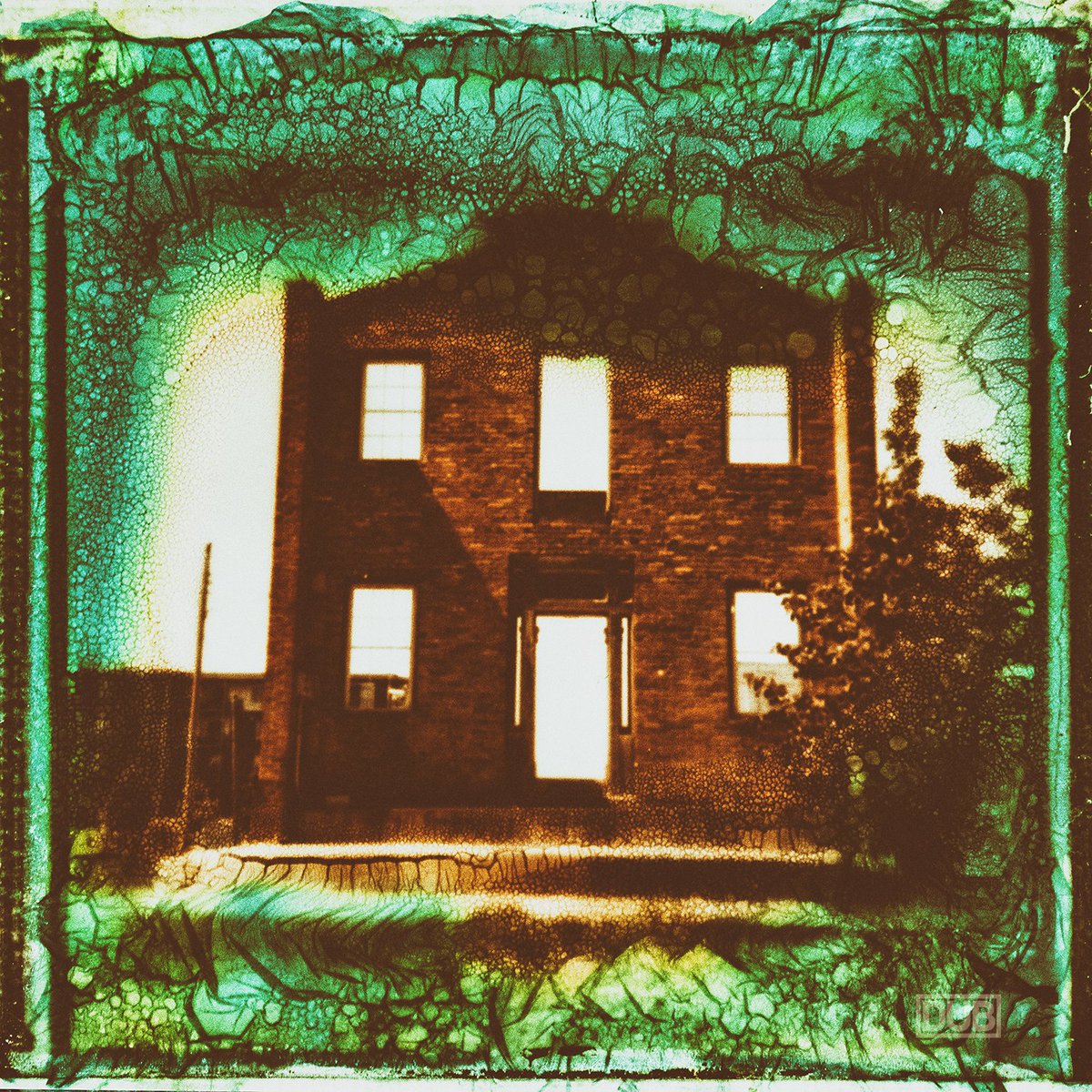 dubtastic's tweet photo. Heigold House Facade
Louisville, KY
Polaroid One Step
6 day soak
Analog Efex Pro 2
#istillshootfilm #analoguelovers #filmshooters #infilmwetrust #analogforever #filmphotomag #shootitwithfilm #squaremag #polaroid #polaroidphotography #squareformat #instantsquare #polaroidweek https://t.co/wqNvw5JKPa