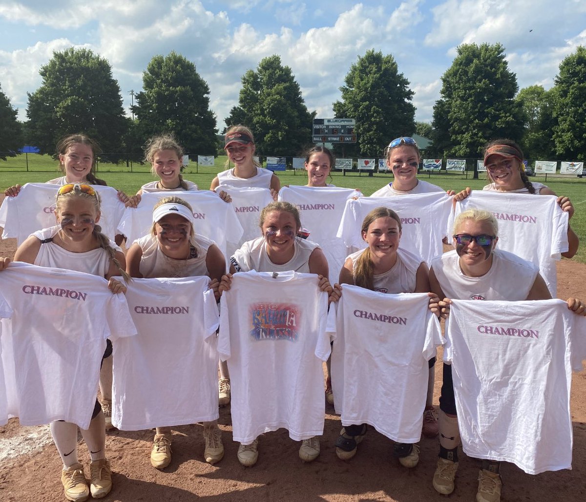 Great weekend to get everyone back together! 5-0 and coming home champs!