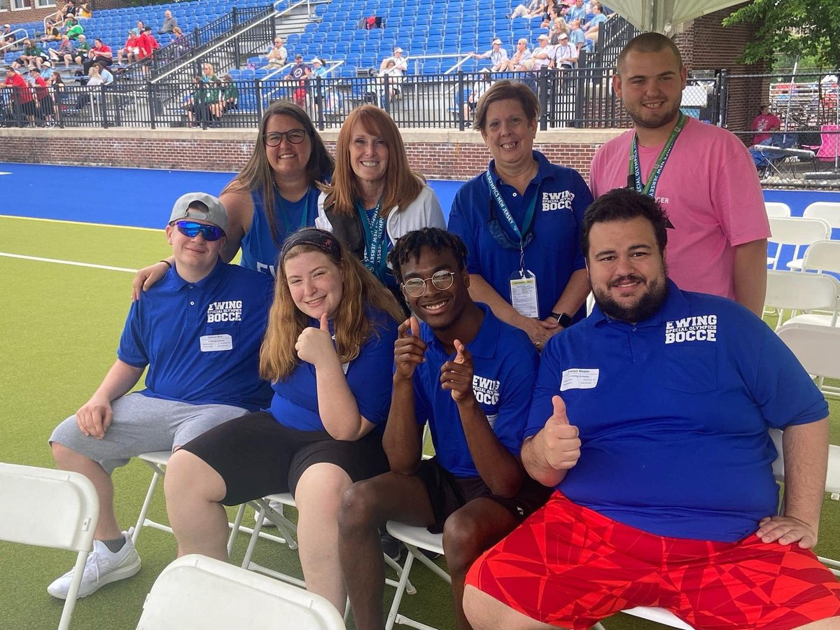 JSotoHHS's tweet photo. Special Olympics is truly one of the best communities in existence! So much joy and fun spread to our athletes! Ewing athletes represented @TheEwingSchools so well and we are so proud of them!! Thanks @SONewJersey for all the new memories!! #SummerGames #SONJ #Ewing ☀️🥇🏅❤️ https://t.co/j2AIissCT9