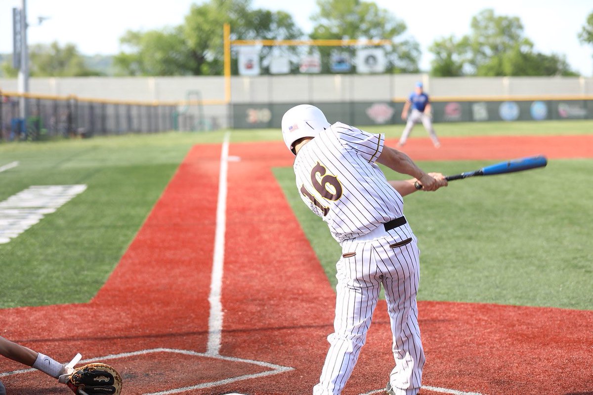Roger Bacon Baseball tweet media