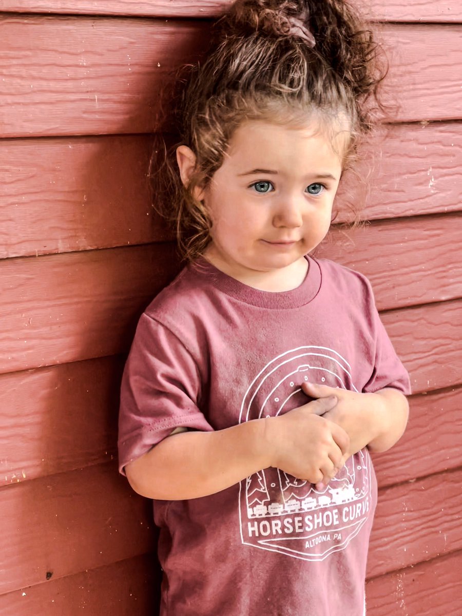 DrMarkJGonyea's tweet photo. It doesn’t matter what we do on vacation, as long as this little doll is with me, everything is ok in the world. #grandpaLife #precious #graddaughter https://t.co/jR5qbVm0ct
