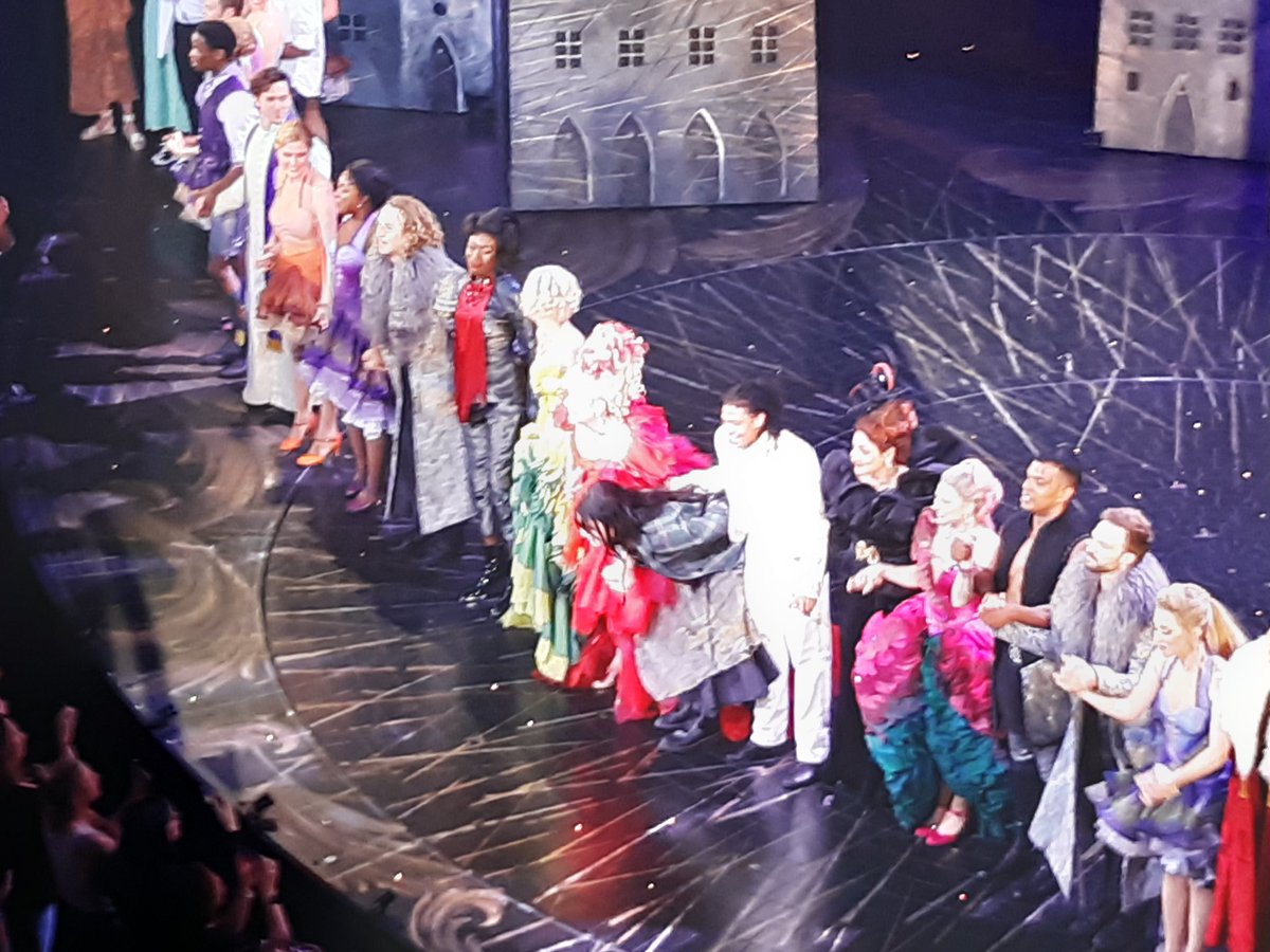 9803KatieH's tweet photo. Such an amazing experience today watching the final performance of Andrew Lloyd Webber's Cinderella #ALWCinderella @CarrieHFletcher was definately worth going, such inspiration :) https://t.co/CyM3Yt2lKo