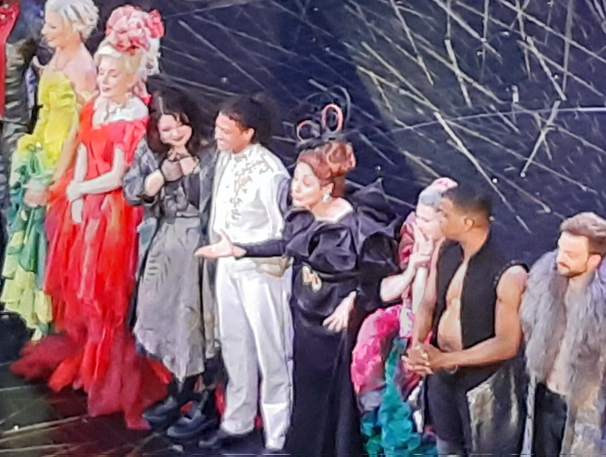 9803KatieH's tweet photo. Such an amazing experience today watching the final performance of Andrew Lloyd Webber's Cinderella #ALWCinderella @CarrieHFletcher was definately worth going, such inspiration :) https://t.co/CyM3Yt2lKo