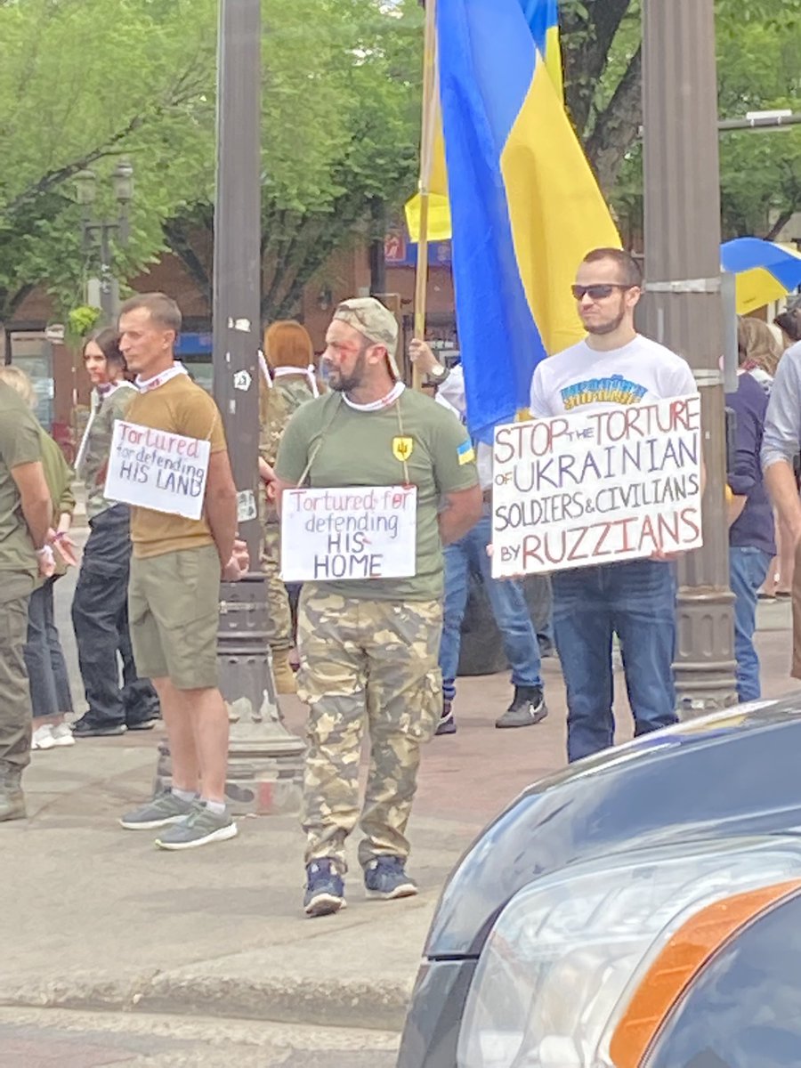 IceisRain tweet media