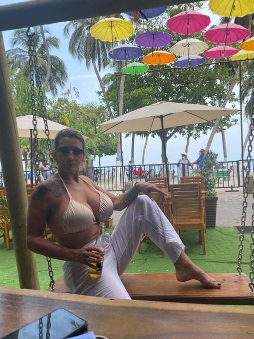 life can be a carnival of colors forever 🌅🌈  #summer #beach #sundayvibes https://t.co/oOjjgCDBAo<a href="/tag/summer"class="tags">#summer</a><a href="/tag/beach"class="tags"><span>#beach</span></a><a href="/tag/sundayvibes"class="tags"><span>#sundayvibes</span></a>