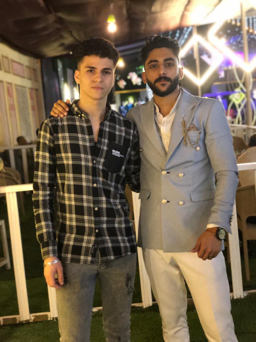 shaheeeeeen0's tweet photo. احمد شاهين اخويا😂♥️ https://t.co/yevPLy7YLd