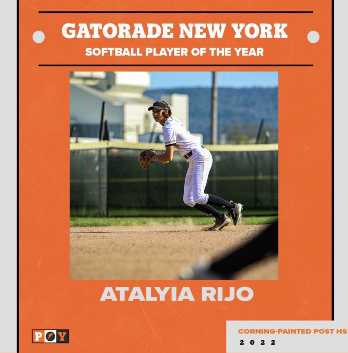 AtalyiaRijo8's tweet photo. Excited to be named the 2022 Gatorade New York Softball Player of the Year! #GatoradePOY @hawks_softba11 https://t.co/KPTU3HhyPz