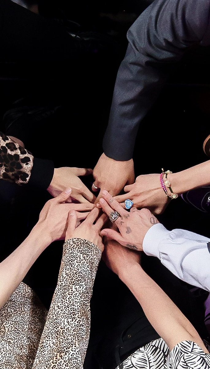 jjkkthcart's tweet photo. GCASH GIVEAWAY! 

* 1 winner of 80 pesos
* like and rt
* comment OT7 photo w/ Happy 9th Anniversary @BTS_twt! ✨💜 

#BTS #BTS9thAnniversary https://t.co/UU90jFFLym