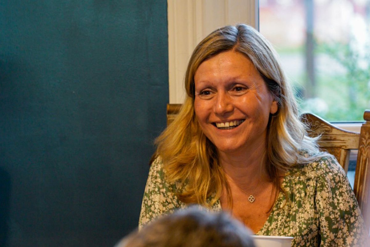 YaelBRAUNPIVET's tweet photo. Je remercie les électeurs de la 5ème circonscription qui m’ont placée ce soir en tête du premier tour. Leur confiance m’oblige.

Je reste mobilisée #AvecVous pour convaincre dans toute la circonscription et rassembler autour du projet porté par le Président de la République. https://t.co/4oWBSOGrdO