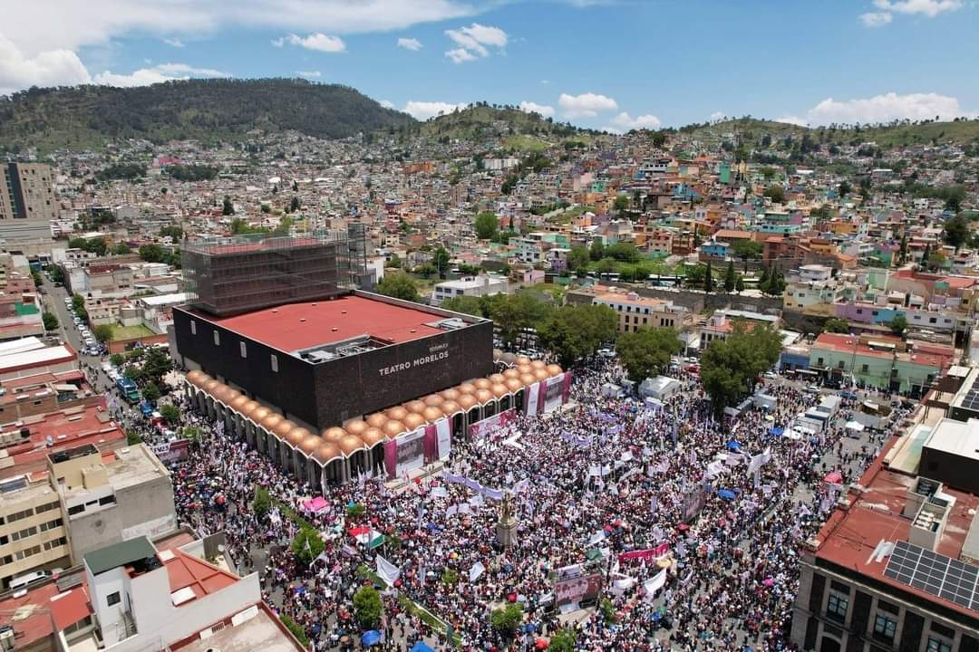 giulibugarini's tweet photo. ¡Juntas y juntos vamos a volver hacer historia! 😊💪😉

Gracias al pueblo y sólo al pueblo es que #MorenaCrece. Aquí todas y todos somos protagonistas del cambio verdadero 💪

#SomosDePielValiente 
#SomosMorena
#Somos4T https://t.co/7MgVSCMj06