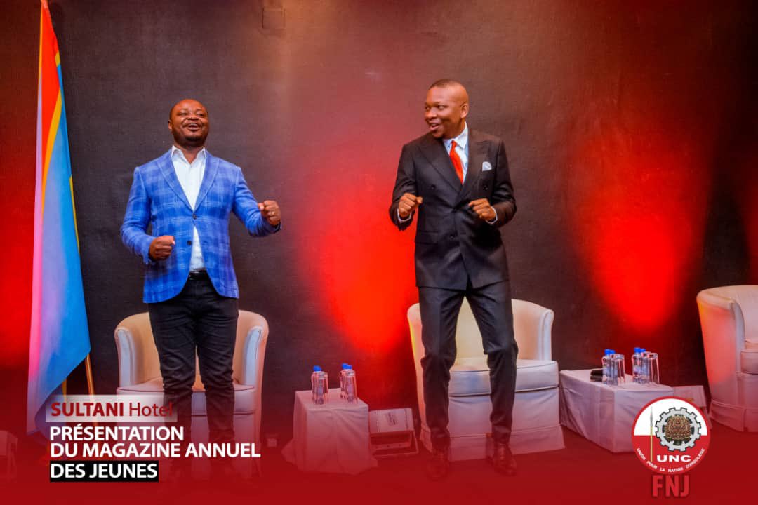 arsenenama's tweet photo. #UNCRDC 
Ils sont là, les leaders, l'un est le commandant @BillyKambale1 des troupes rouge blancs @uncrdc cher a Mwalimu @VitalKamerhe1 une école, une idéologie et leader et l'autre @yvesnswal et le numéro un  de la jeunesse de la grande machine unc. Quelle complicité 💪💪 https://t.co/TrwzB3CSdX