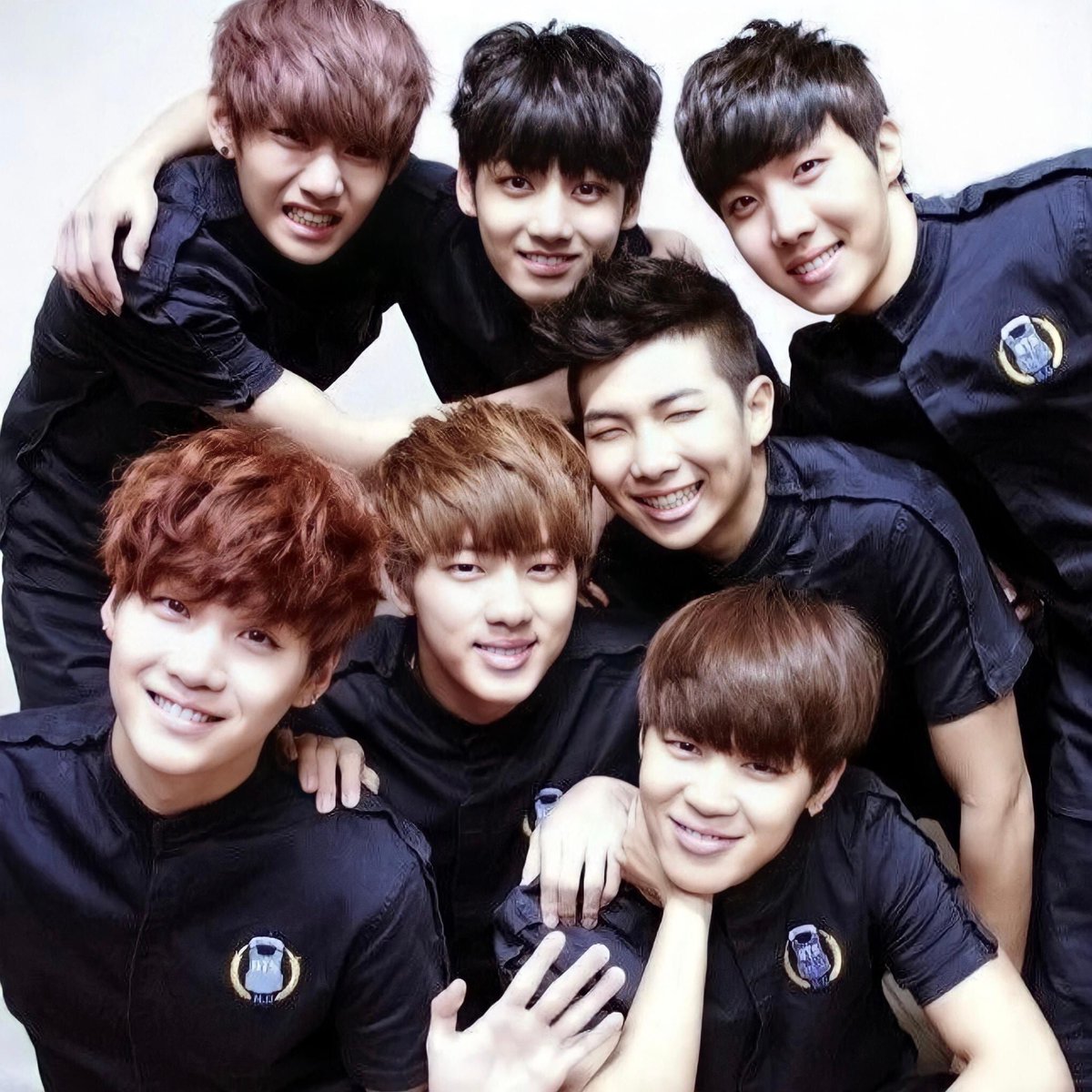 bevsayson's tweet photo. 9 years with my forever BTS! Borahae 💜 https://t.co/9P7Gp6awMH