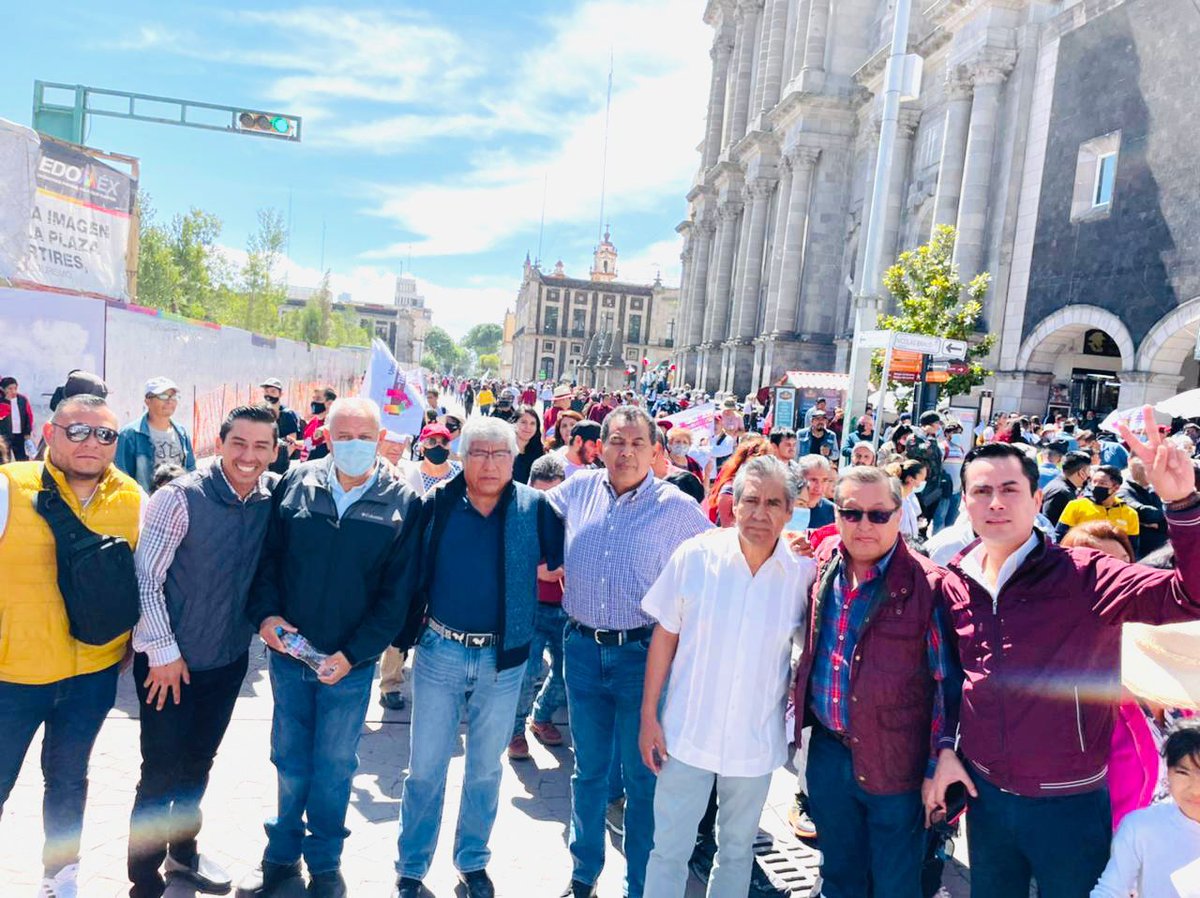 CiriloSalasH's tweet photo. La libertad fortalece la dignidad, hoy sumados a las causas de #Marcelo, #EnPieDeLucha
Las #causasLoValen.
Los #MaestrosElCamino.
#VoyDeRegreso
#CuerpoDeGuerrero
#SoyEspartano
#ColectivoSocial. https://t.co/yuOkqctcxy