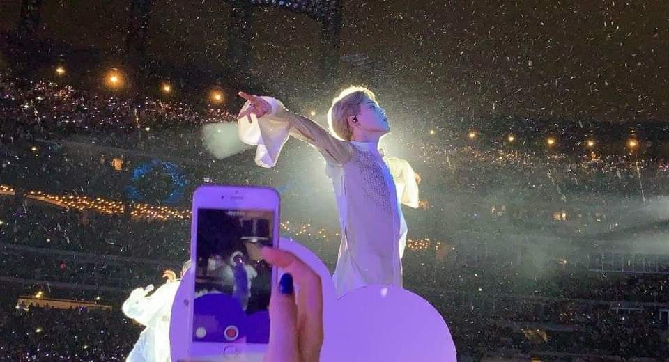 samzux1's tweet photo. WITH JIMIN TILL THE END 💜 
It's has been 9 years since the world is been blessed with an Angel like jimin! We love you for ever and thanks for being there for us !! 
#방탄소년단9살ᄎᄏ 
#Happy9YearsJimin
#WeLoveYouJimin https://t.co/WsokLYwzwh