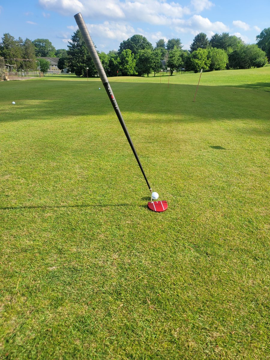 HagerWatches's tweet photo. Got out my trusty @BloodlineGolf mallet #putter for the summer. It's been 2 years since I've touched a #golf club because of my accident but my #bloodline didn't let me down. Not only does it look cool, but I can now put like @TheBig_Easy...well not quite but it's helped https://t.co/4qORZsMQrM