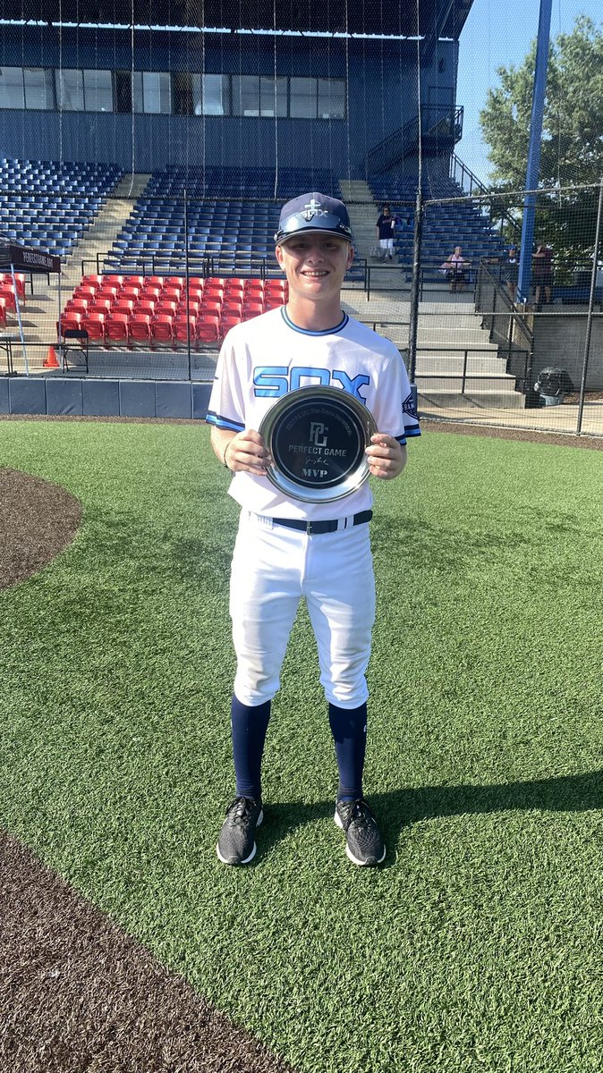 USAStadium's tweet photo. Clean 🧹 of the #MidSouthInv for @eastcoastbball 17u National.
MVP: Joey Caruso
MVPitcher: Matthew Heiberger https://t.co/7DTsCNbzym
