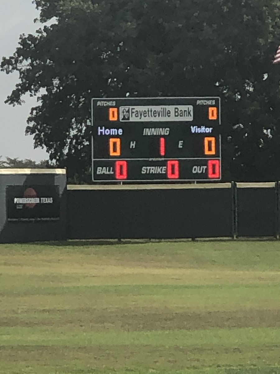 sliders15u's tweet photo. Got to love summer baseball ⚾️ in small towns in central Texas! Thank you #LaGrange #Flatonia #Fayetville #Weimar @SlidersAlumni @stsliders https://t.co/kORrJWx9Ii