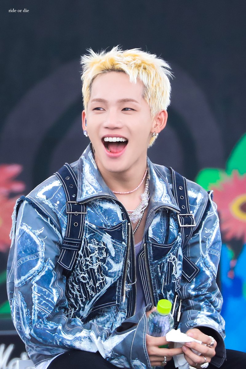 𝐫𝐢𝐝𝐞 𝐨𝐫 𝐝𝐢𝐞 on Twitter "220612 💜💜 트레저 최현석 CHOIHYUNSUK https//t.co