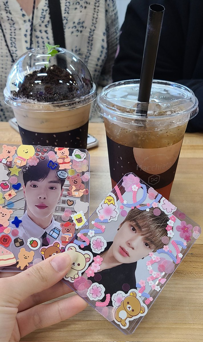 milkuupuppy's tweet photo. my first cupsleeve event !! >< everything is so cutee & all the ot7 stuff makes me so happy :')
@KPOPKUPS thank you for this event ! <3
#MONSTAX #MonstaXinLA #7YearsWithMONSTAX https://t.co/NsGzkt4Sm8