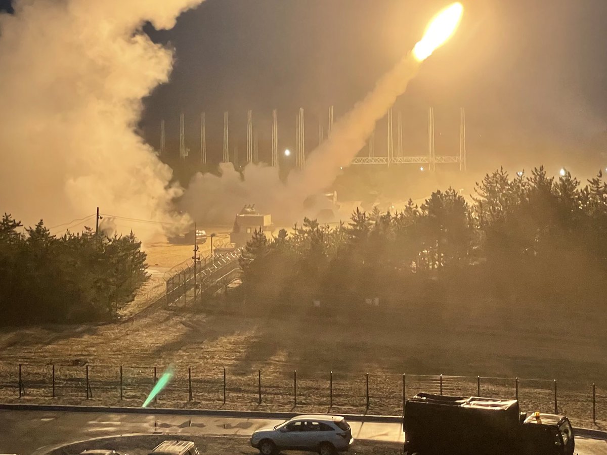 CSM_Mac's tweet photo. @2_18FA_BN isn’t playing around @USForcesKorea 🔥 

Photo credit: @75thFA_D7 

@6_fires @7Fires3 @redleg6_kob @iiicorps_cg https://t.co/aMYRqx1FxM