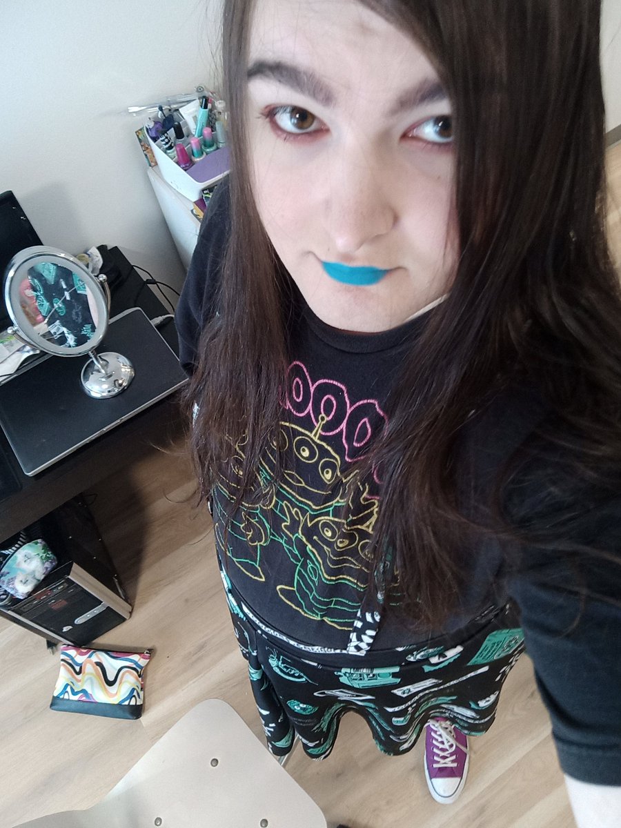 AlluringAutumn's tweet image. Selfie time