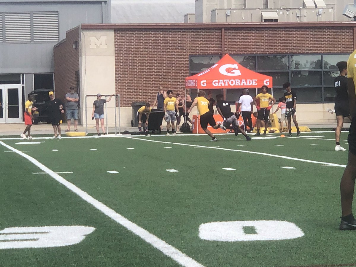 TannerFuller10's tweet photo. Thank you @MizzouFootball for a awesome camp. Had a lot of fun and definitely got better! @nexgenscouting @Coach_Wiz3 @MsPatriots @dnich23 @CoachDrinkwitz https://t.co/R4HmXOhwGr