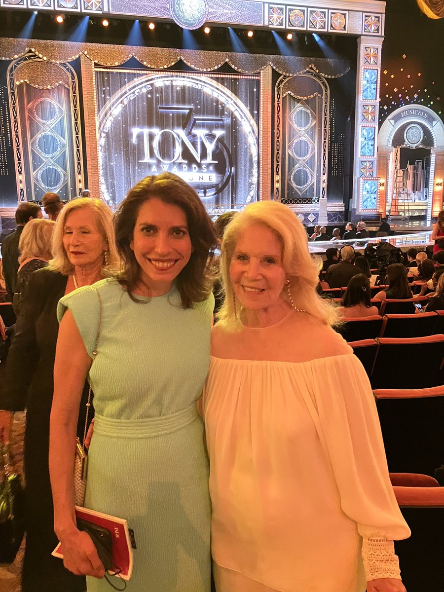 Suzanne_Appel's tweet photo. The @tonyawards are a great place to celebrate with other women producers! I feel privileged to work with Sarah Stern @vineyardtheatre and the incomparable @Daryl_Roth who brought our Tony nominated #HowILearnedtoDrive to Broadway at Lynne Meadow’s @MTC_NYC https://t.co/O35zZobwaY