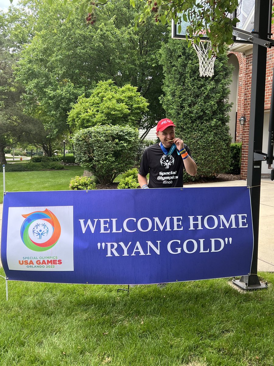 RayGronowski's tweet photo. What a surprise returning home to this..Ryan was pumped. Thanks to our great neighbors and welcoming committee, the Considine’s https://t.co/O6s5QZ9y2M