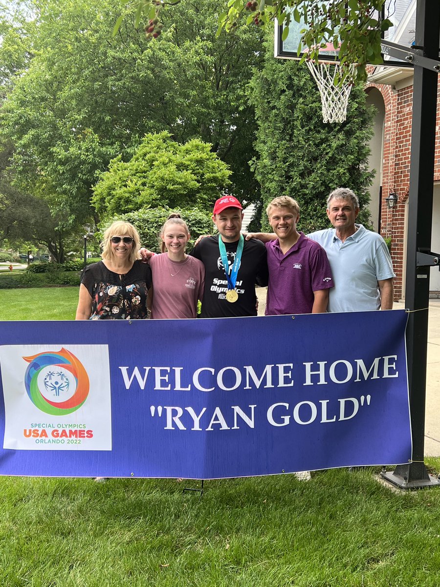 RayGronowski's tweet photo. What a surprise returning home to this..Ryan was pumped. Thanks to our great neighbors and welcoming committee, the Considine’s https://t.co/O6s5QZ9y2M