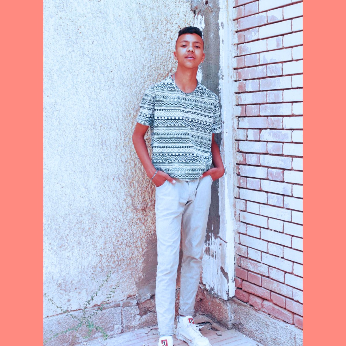 KraemR's tweet photo. #صورة_ملف_شخصي_جديدة https://t.co/m6KygOp3K5