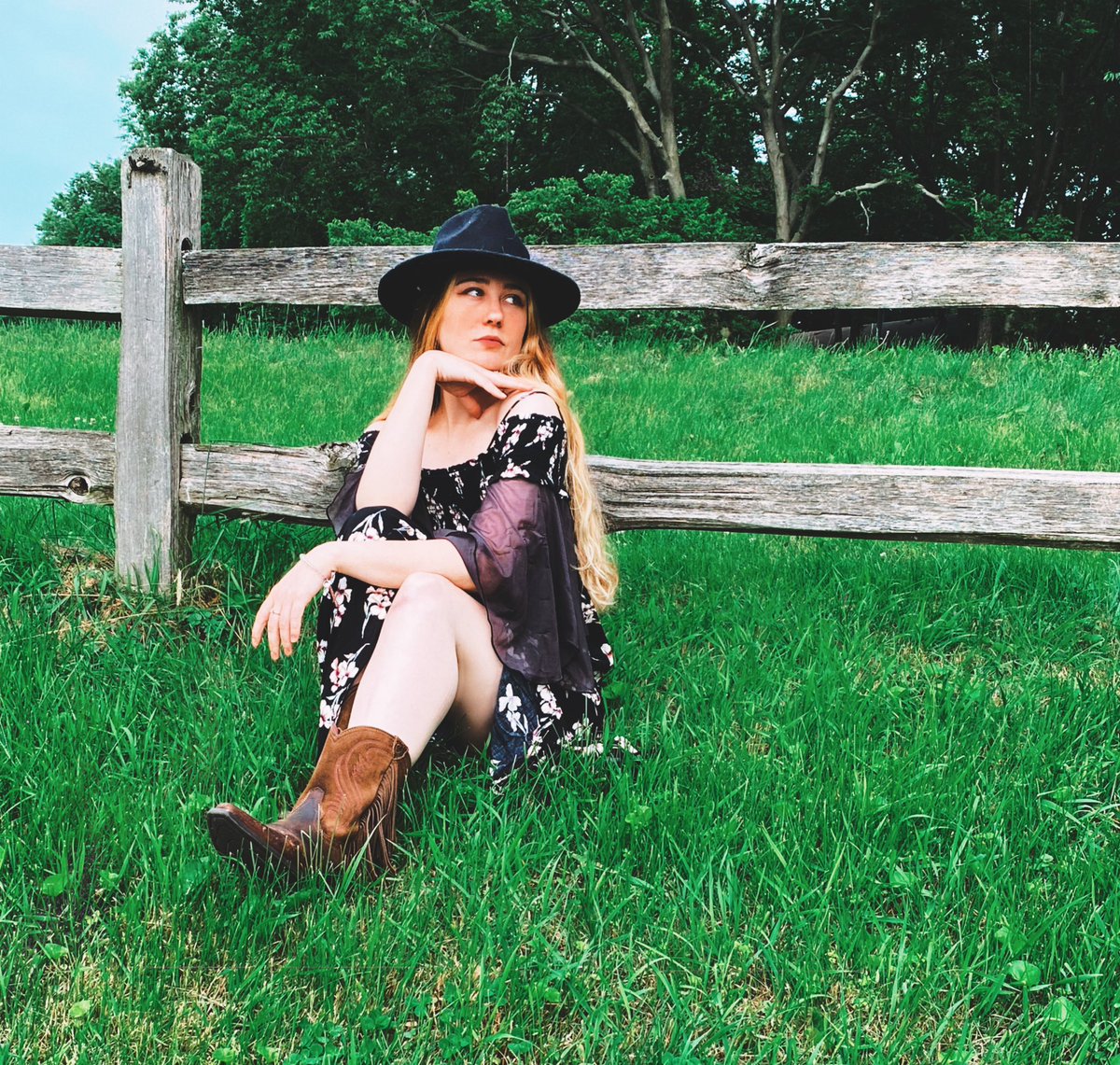 BreannaBunzel's tweet photo. I need something you proof 💚 #morganwallen https://t.co/JhrJd2MRNL