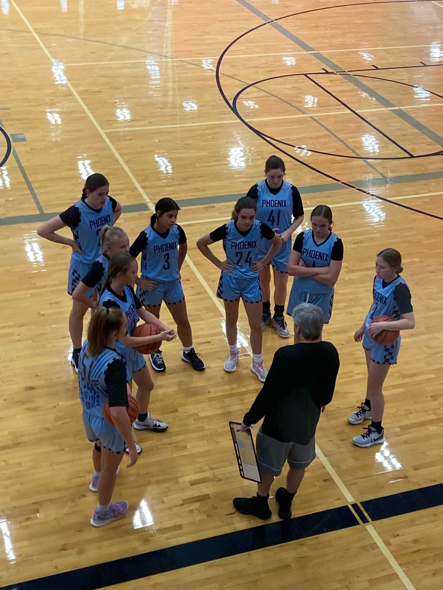 phoenixselect's tweet photo. Phoenix 2026 played up in the 9th grade Gold division @atxelitebball TJ Showcase this weekend💪🏀 We got a solid win in last game today☺️ #highLevelBall #playingUp #noFear #phoenixProud https://t.co/bedxB4lcxO