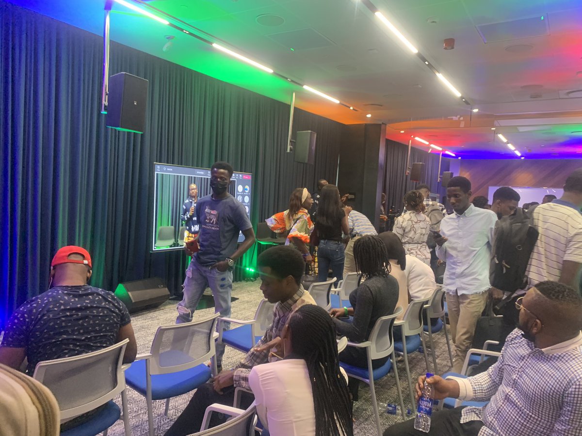 devgenix's tweet photo. I was at the @MicrosoftADC Lagos for Open Source Connect, the third in the User Group Series and it was interesting to learn that Microsoft didn't always love open source from the start, especially under Steve Ballmer and @BillGates as CEOs.

#OpenSourceConnect #UsergroupSeries https://t.co/6B6bePYsfd